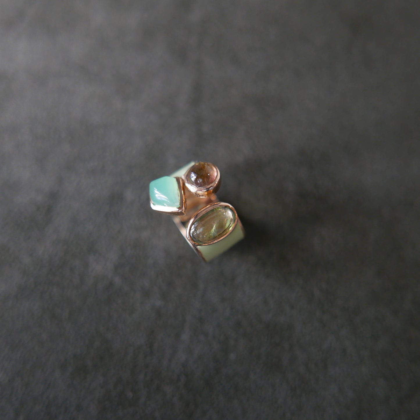 Trio Enamel Signature 1