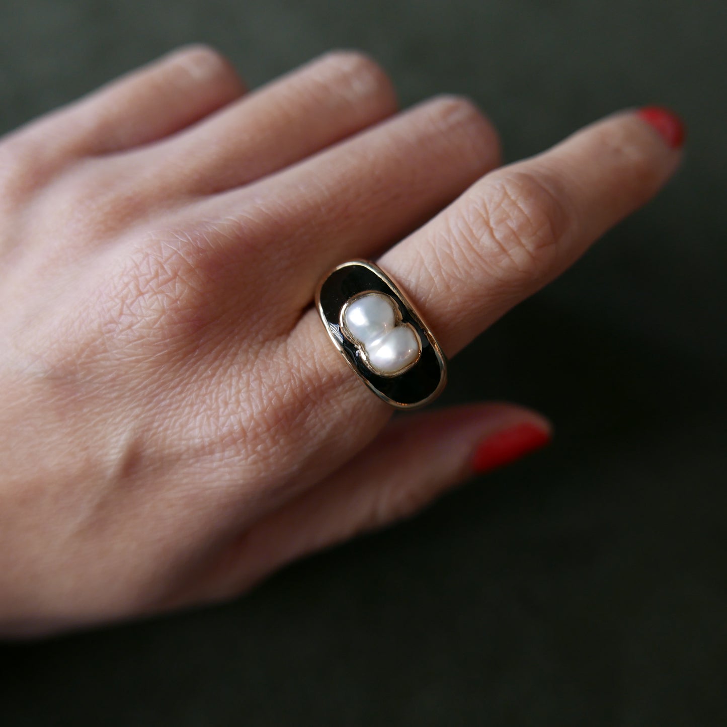 Oval Signet with pearl