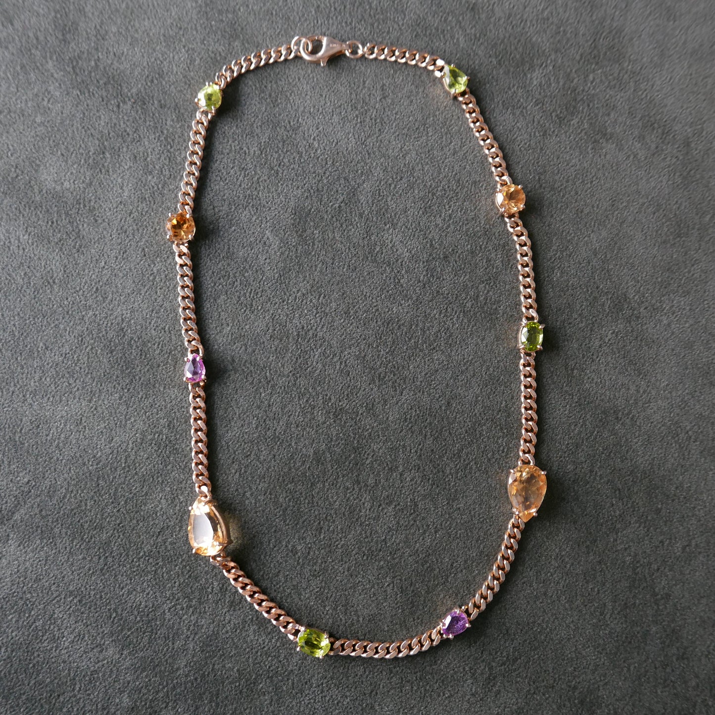 Thick chain multicolor necklace