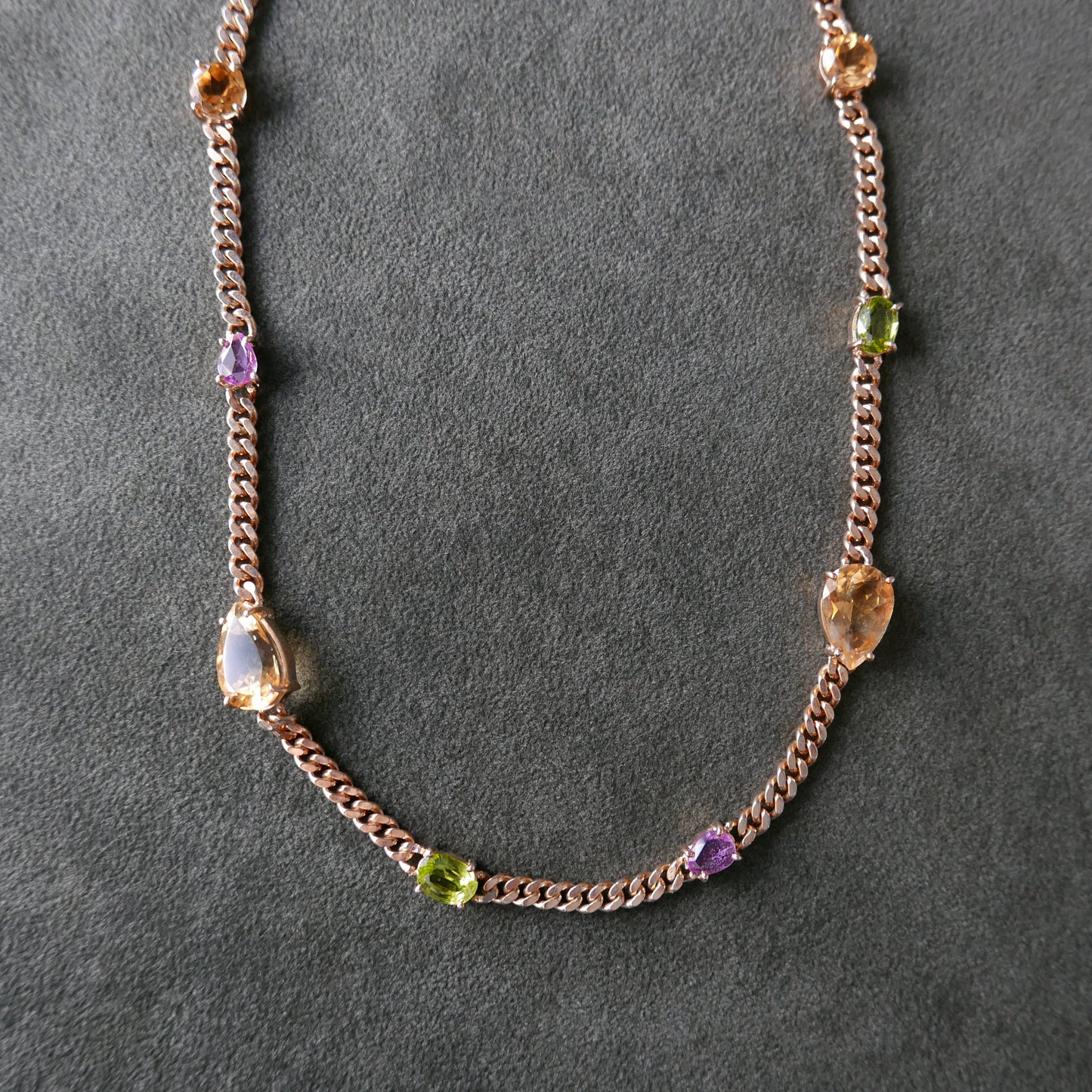 Thick chain multicolor necklace
