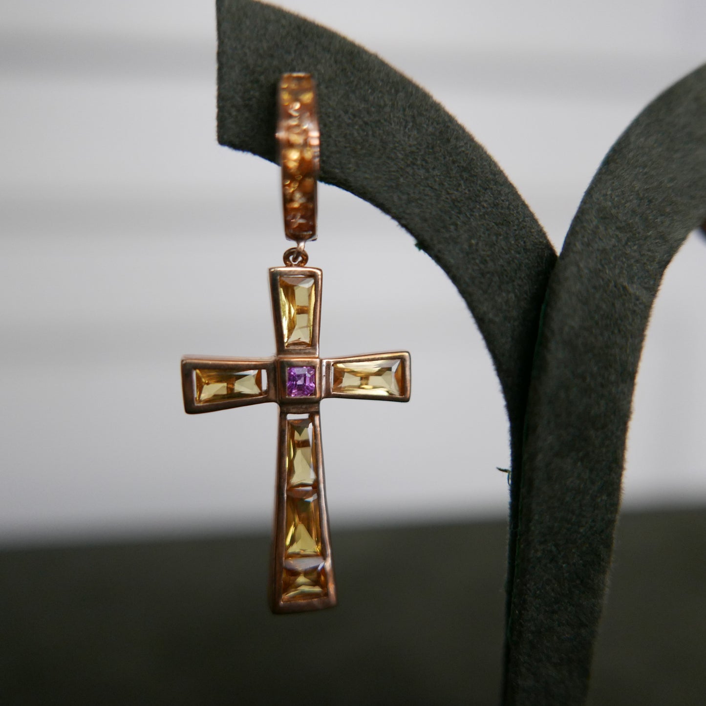 One side cross earrings